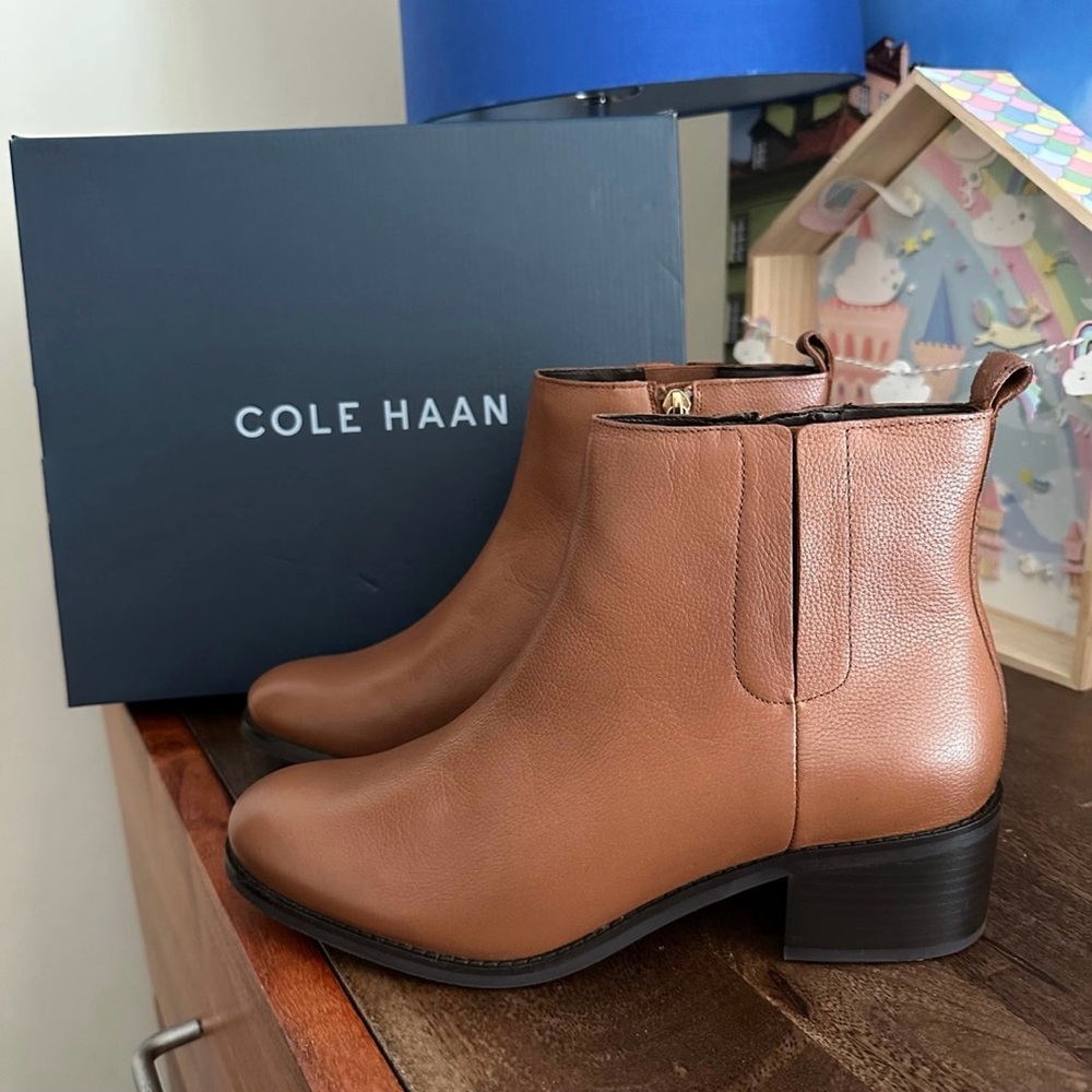 NEW Cole Haan Women Size 9 Addie Block Heel Bootie Brown Leather Ankle Boots